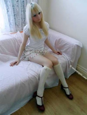 5 Wanita Ini Wajah & Tubuhnya Mirip Barbie